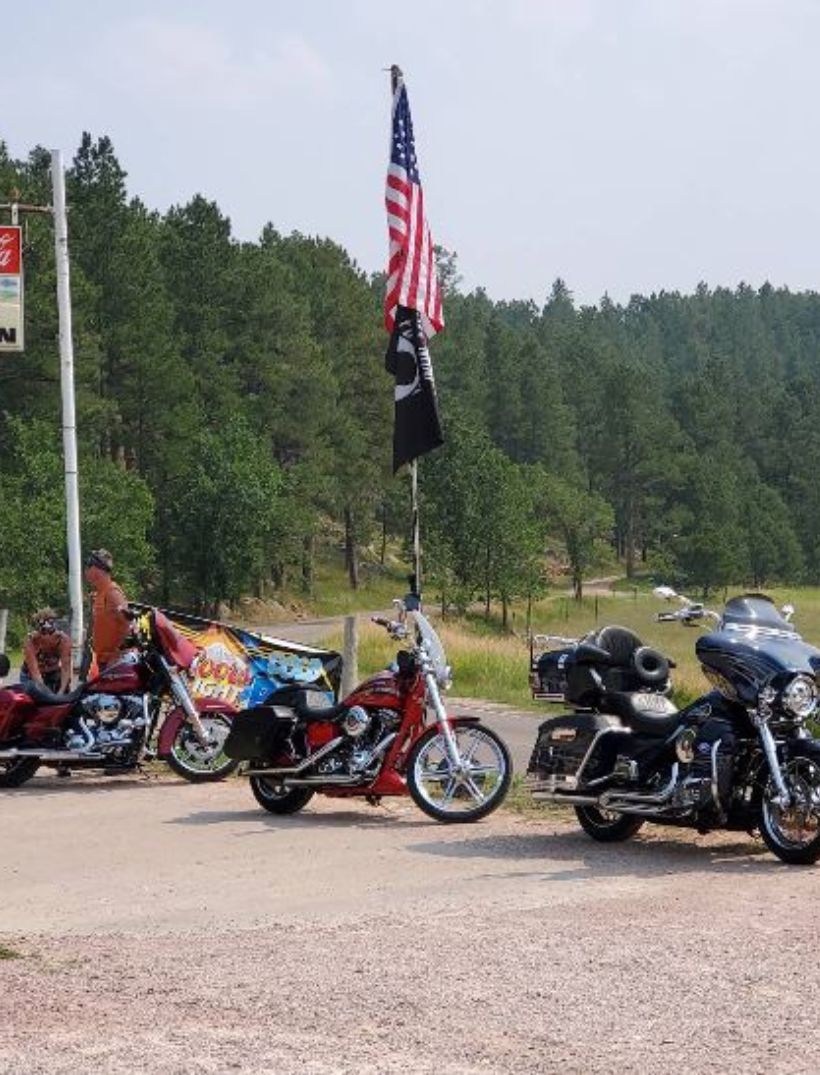 elk haven cycles and american flag